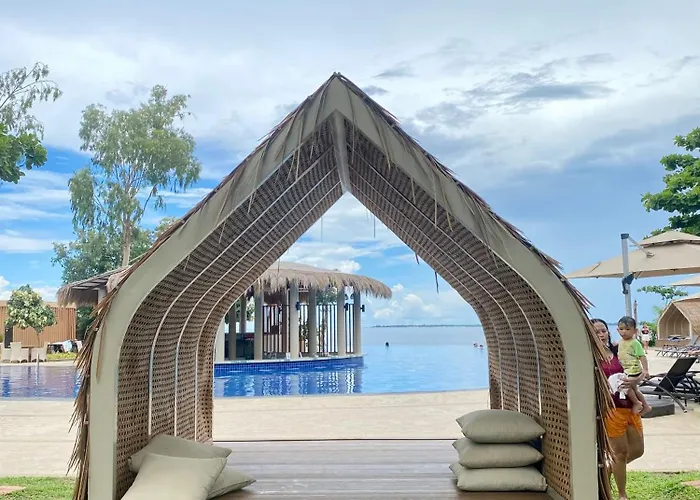 Mactan Newtown Staycation Apartment Lapu-Lapu City