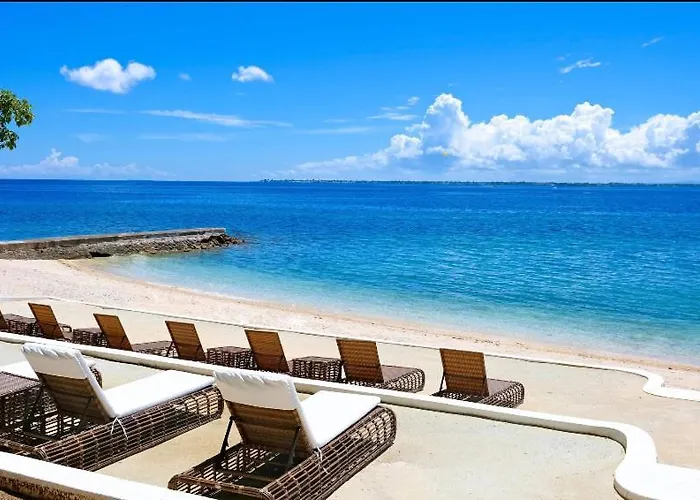 Mactan Newtown Staycation Apartment *
