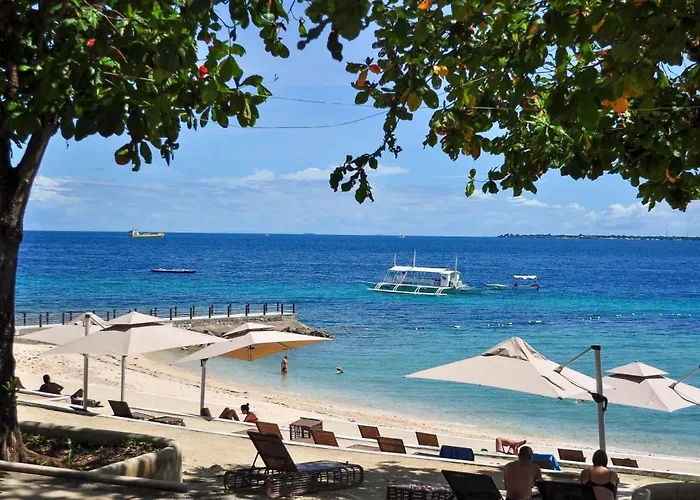 Mactan Newtown Staycation Апартаменты